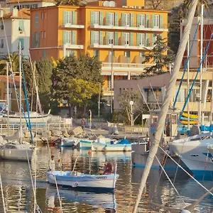 Hotel De La Darse, Villefranche-sur-Mer